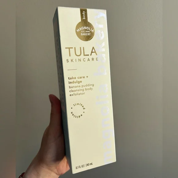 Tula x Magnolia Bakery Banana Pudding Cleansing Body Exfoliator 🍌